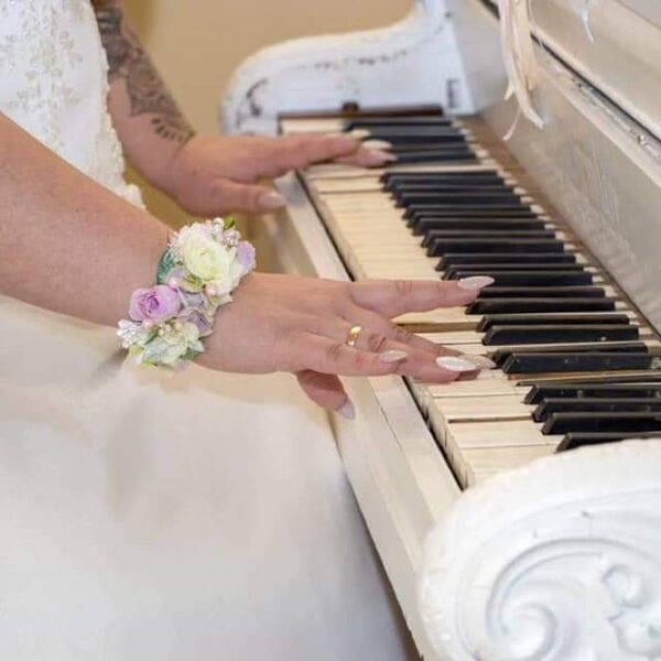 Ziedu aproce līgavai