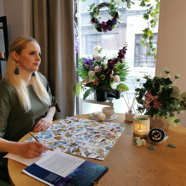 Tune in Mindset salona dekorēšana